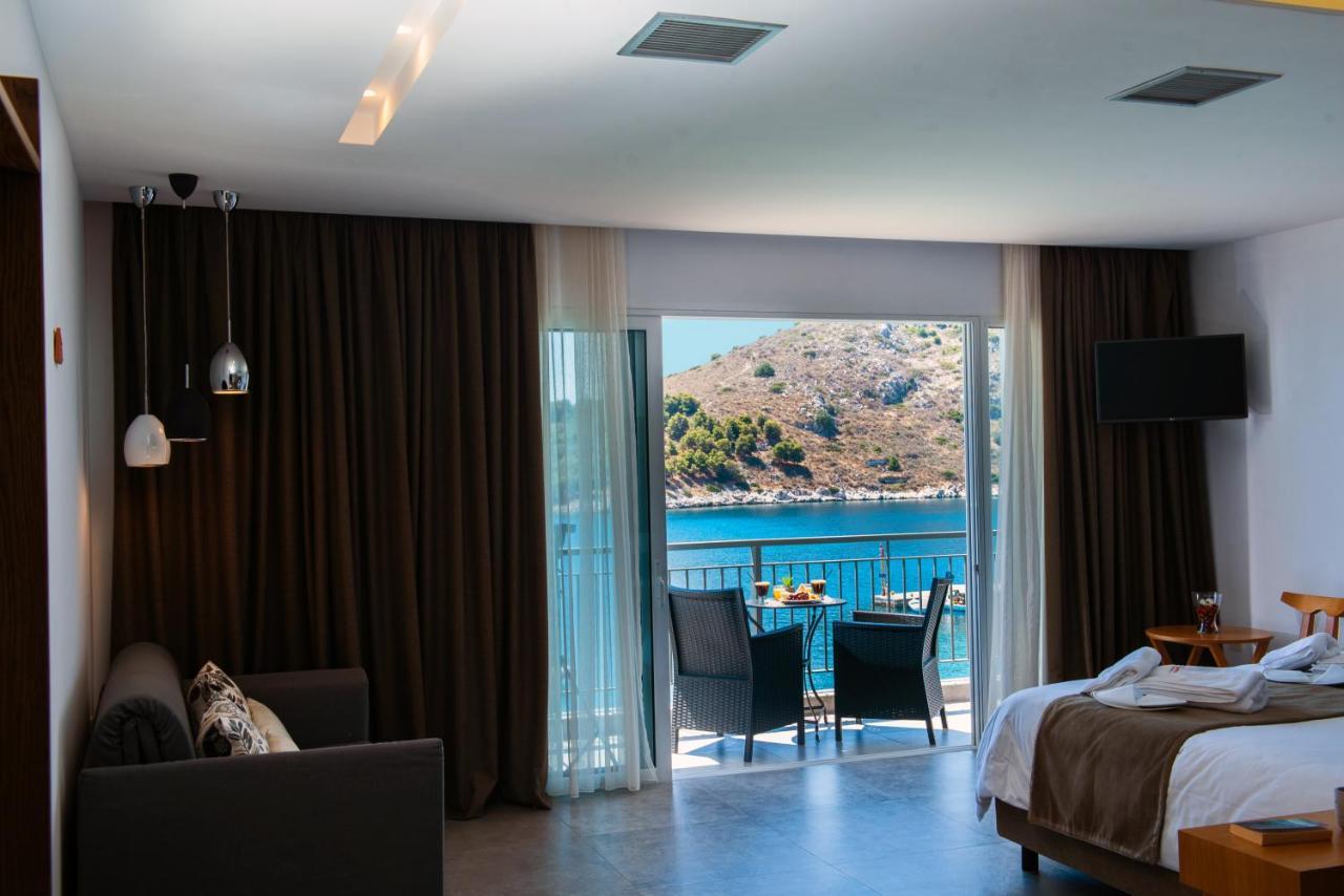 Minoa Hotel Toló Kültér fotó